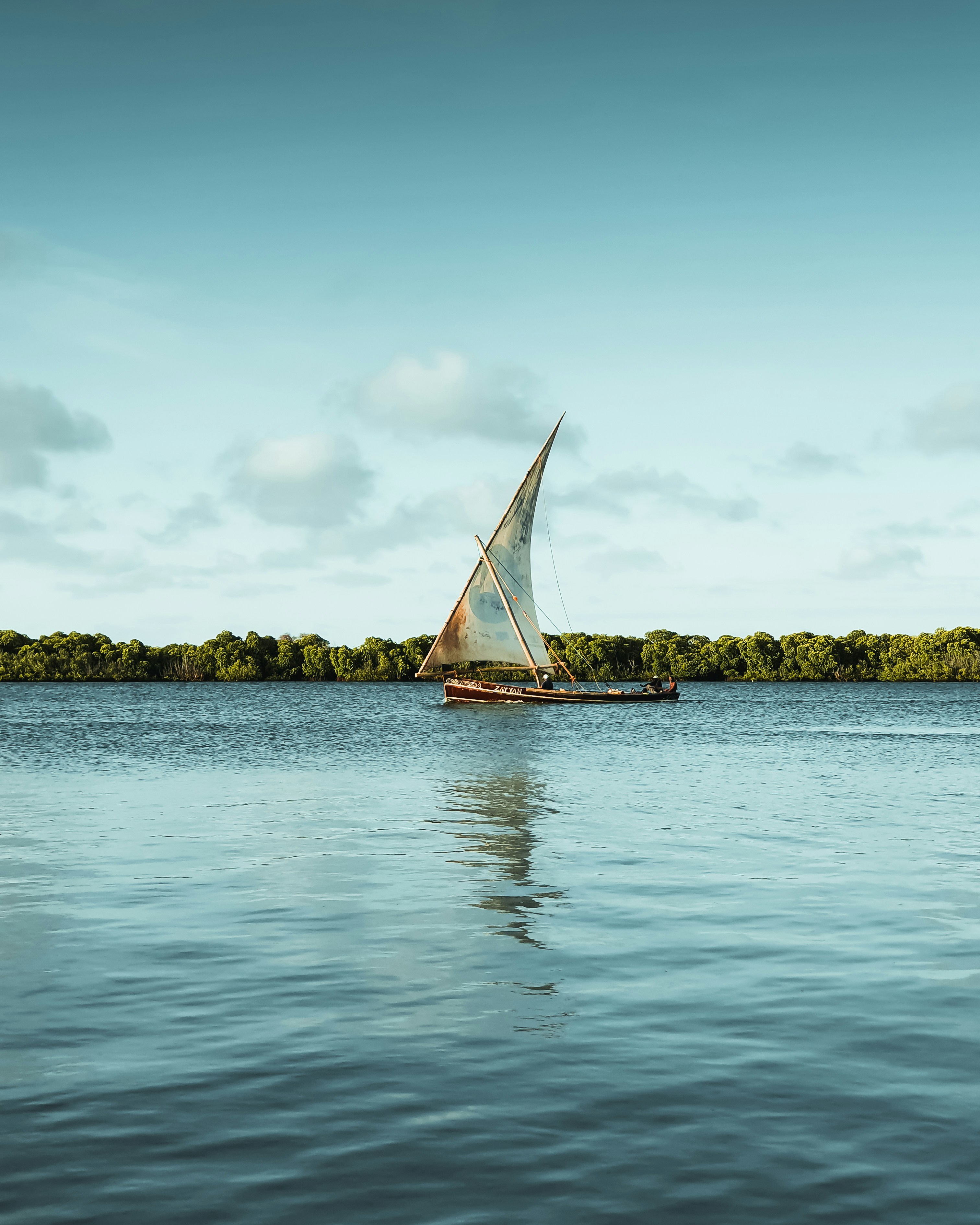 Dhow sailing sunset cruise